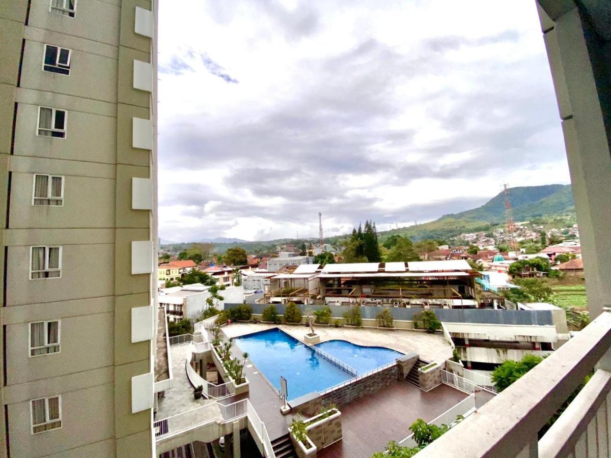 Skyland City Hotel Jatinangor Cilimus Ngoại thất bức ảnh